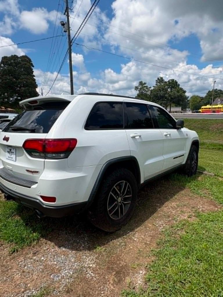 2017 Jeep Cherokee - $13,997