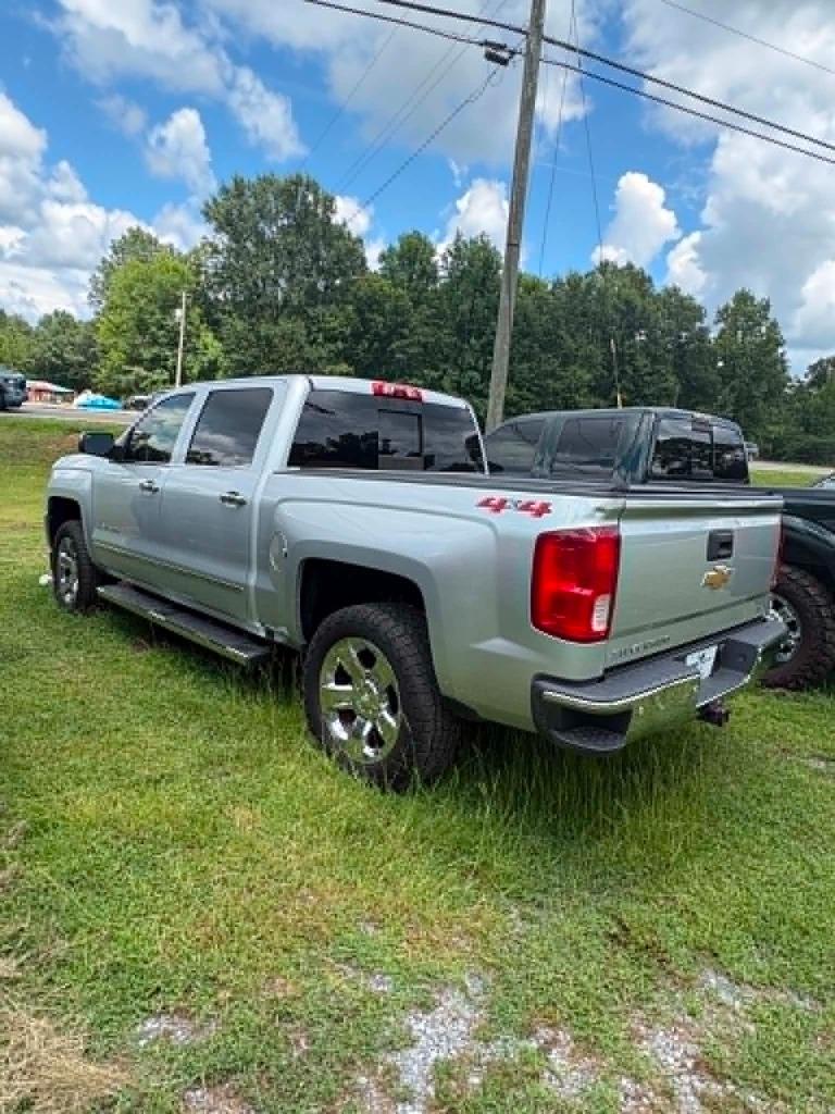 2018 Chevrolet Silverado - $21,997