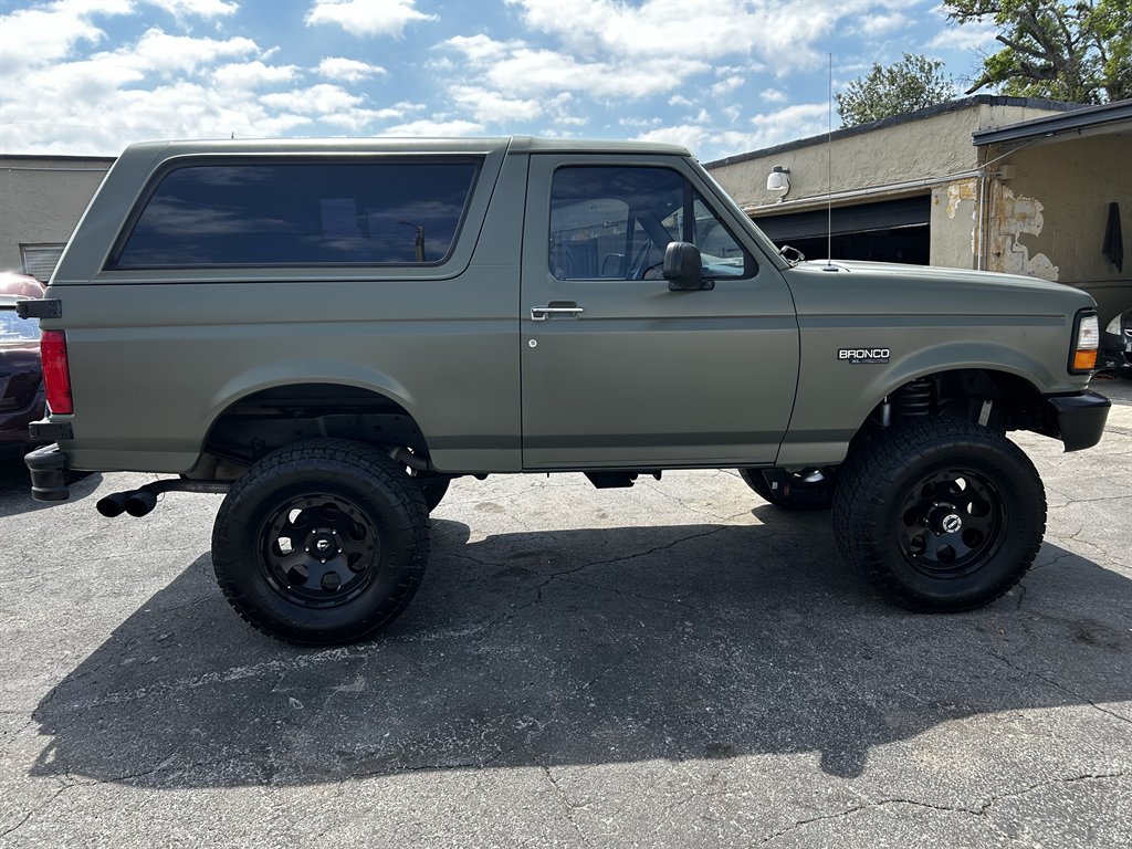 1995 Ford Bronco - $29,999