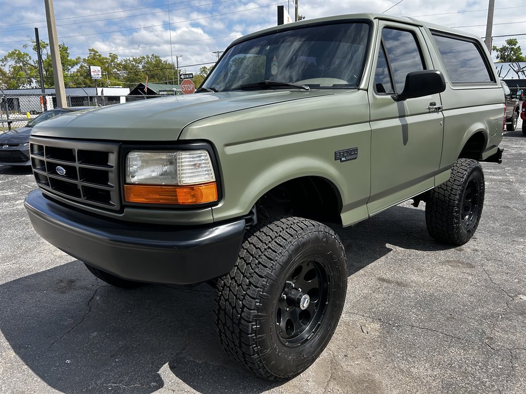 1995 Ford Bronco - $29,999