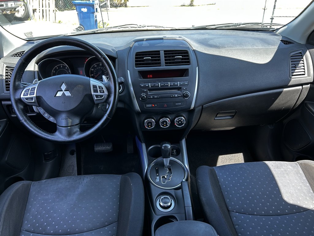 2012 Mitsubishi Outlander Sport SE photo
