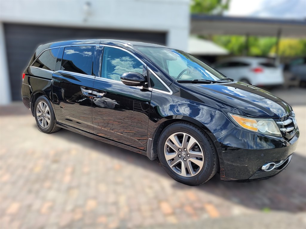 2016 Honda Odyssey - $10,590