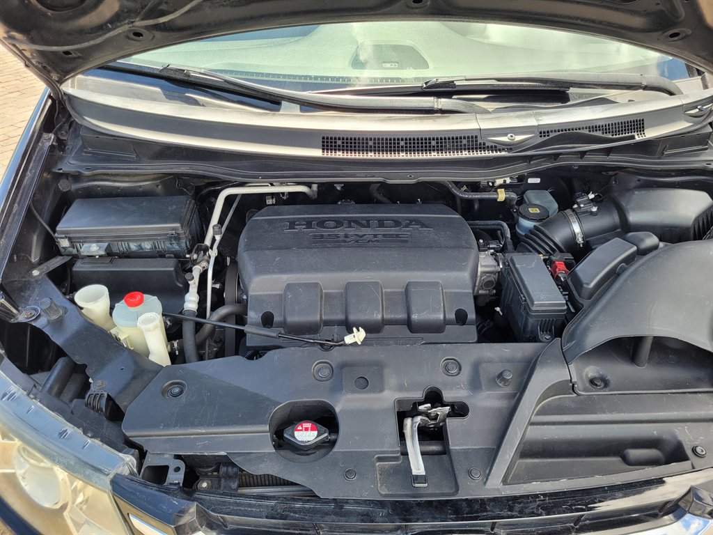 2016 Honda Odyssey - $10,590