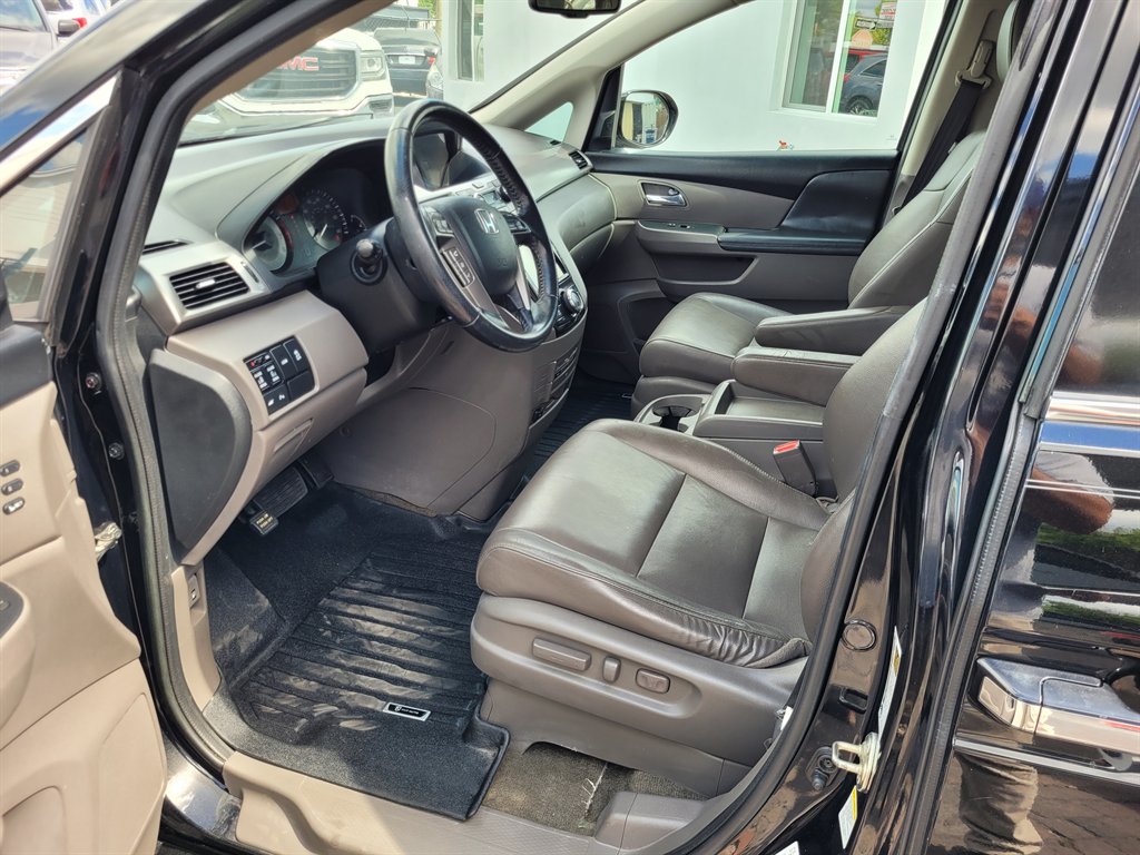2016 Honda Odyssey - $10,590