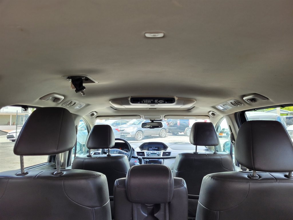 2016 Honda Odyssey - $10,590