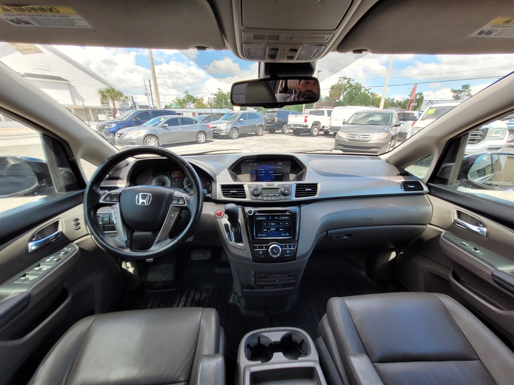2016 Honda Odyssey - $10,590