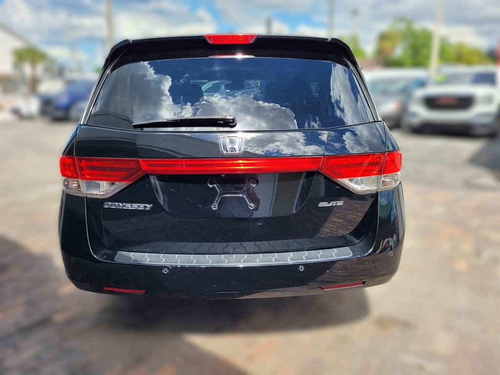 2016 Honda Odyssey - $10,590