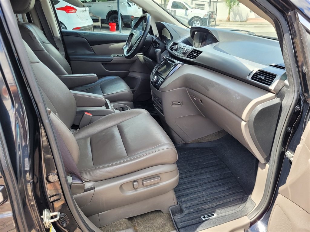 2016 Honda Odyssey - $10,590