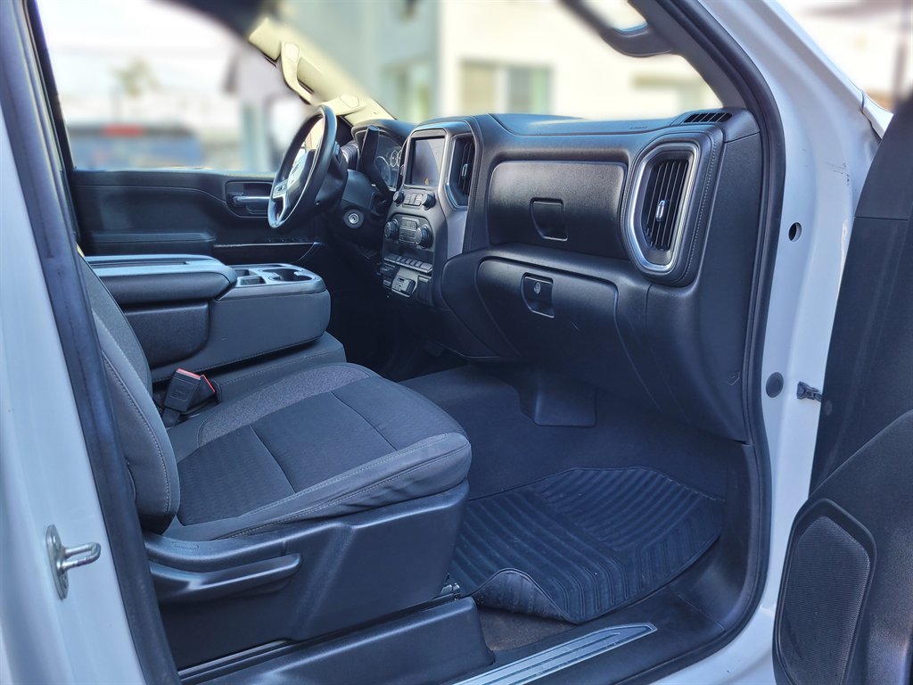 2021 Chevrolet Silverado - $34,690