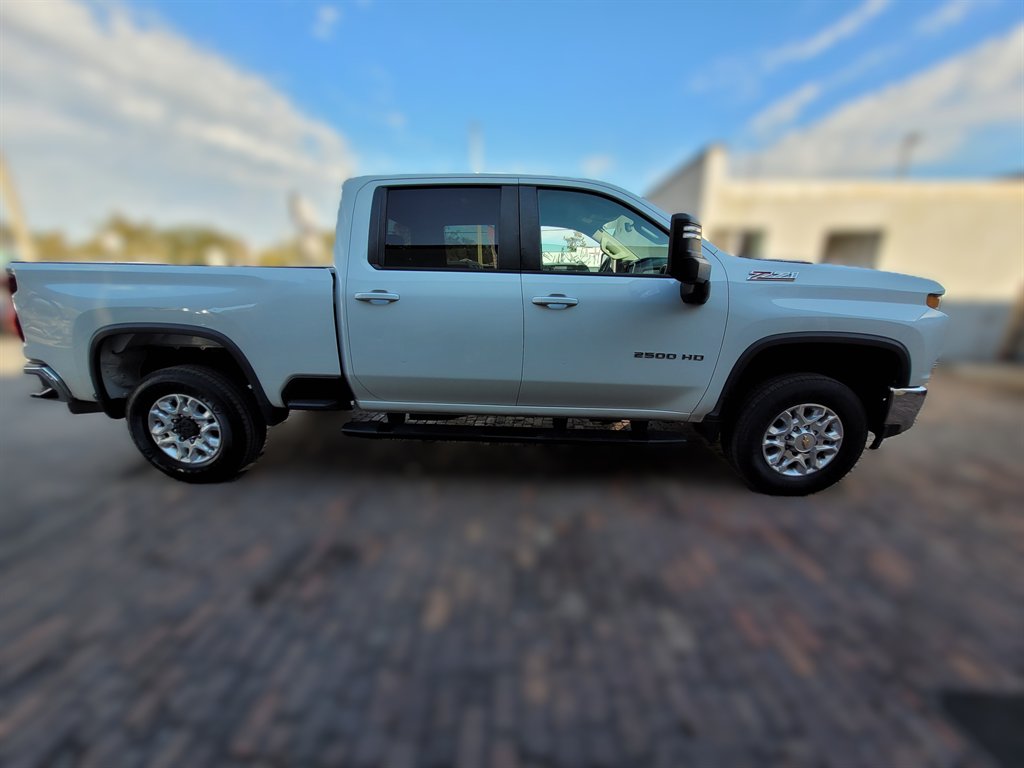 2021 Chevrolet Silverado - $34,690