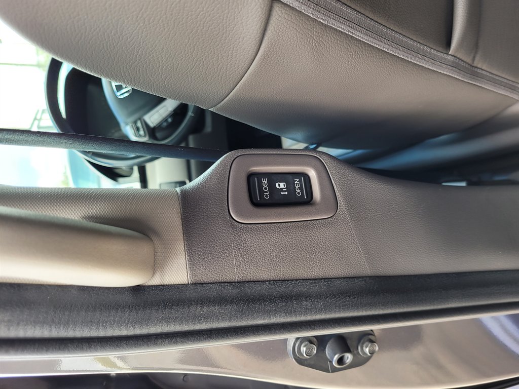 2013 Honda Odyssey - $7,690