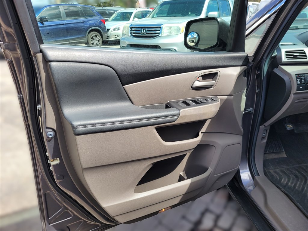 2013 Honda Odyssey - $7,690