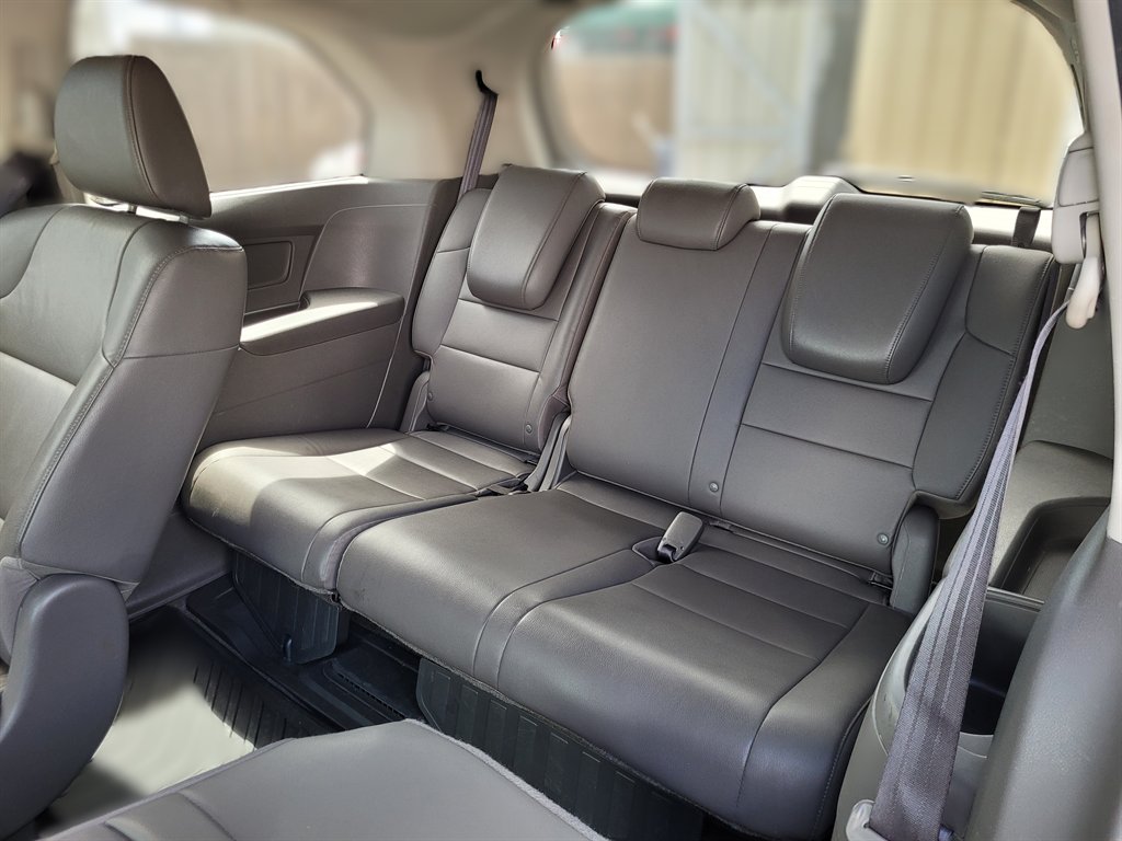 2013 Honda Odyssey - $7,690