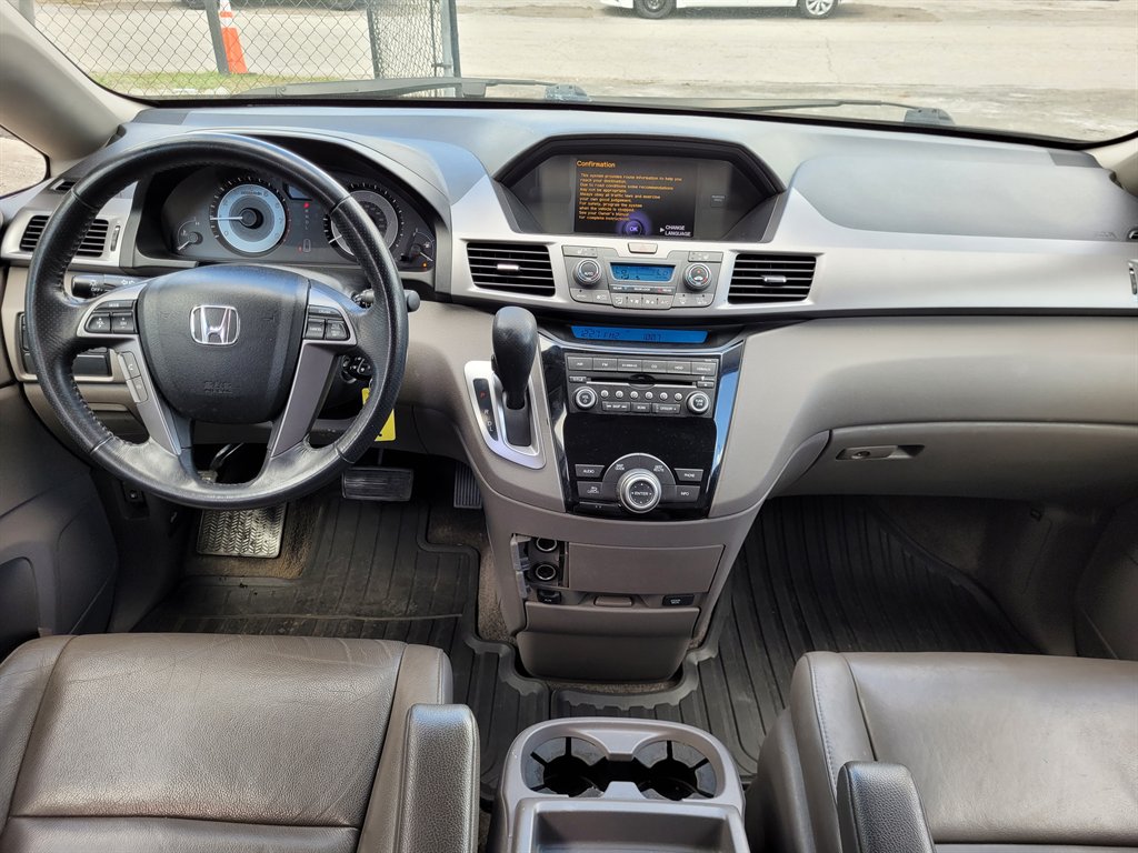 2013 Honda Odyssey - $7,690