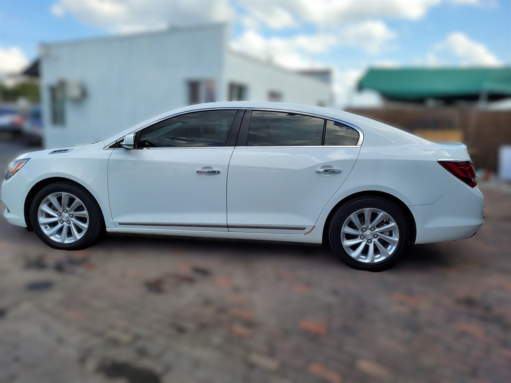 2016 Buick LaCrosse - $8,990
