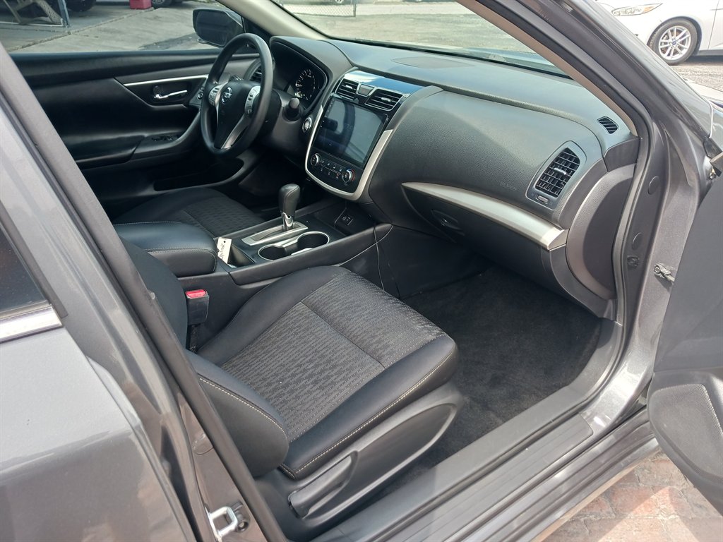 2017 Nissan Altima - $8,190