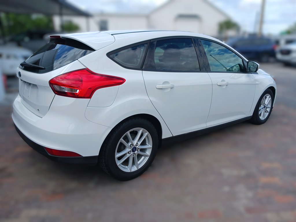 2017 Ford Focus - $3,990