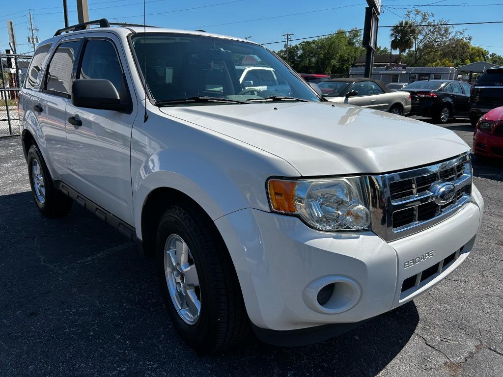 2009 Ford Escape XLS photo
