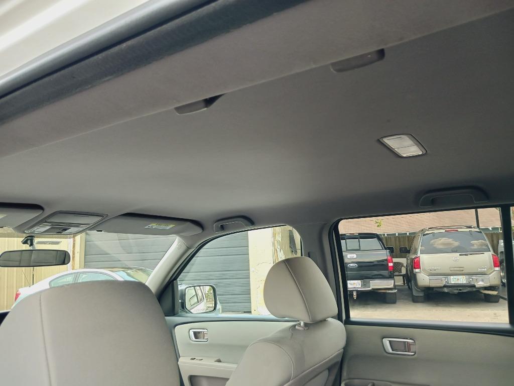 2015 Honda Pilot LX photo