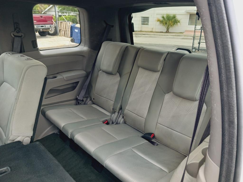 2015 Honda Pilot LX photo