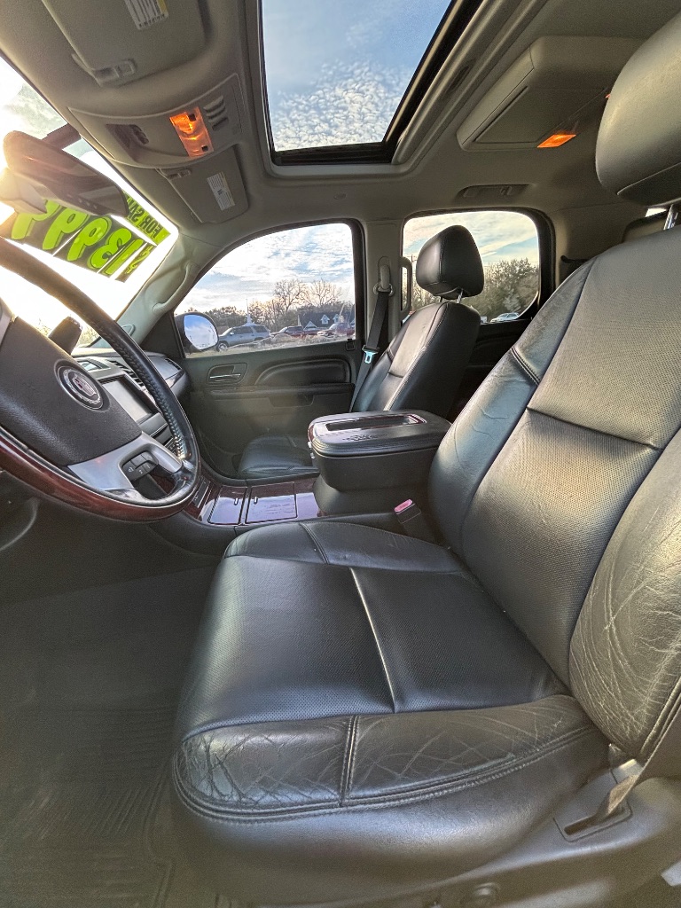2013 Cadillac Escalade Premium photo