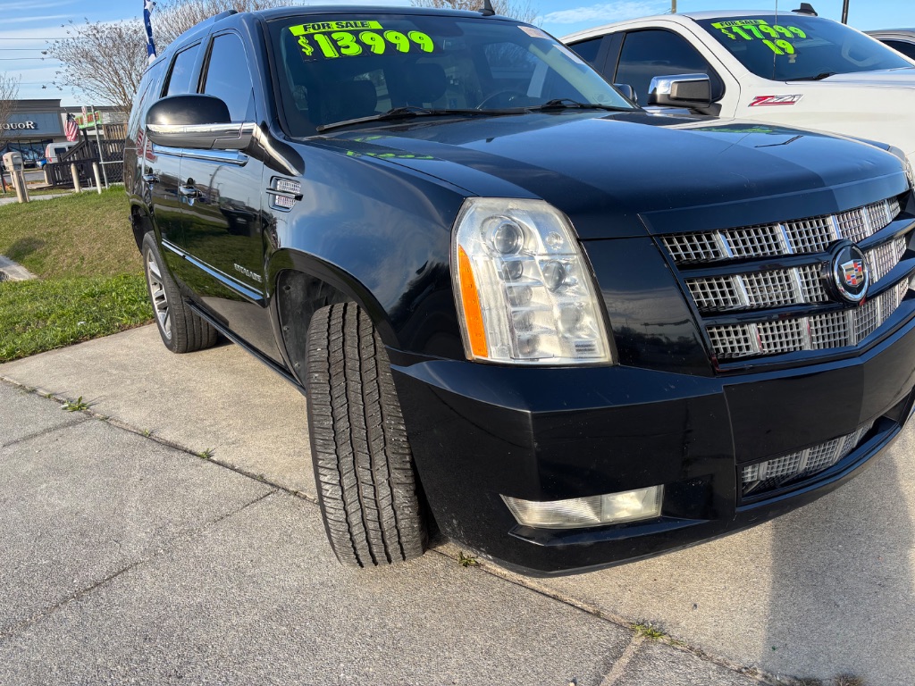 2013 Cadillac Escalade Premium photo
