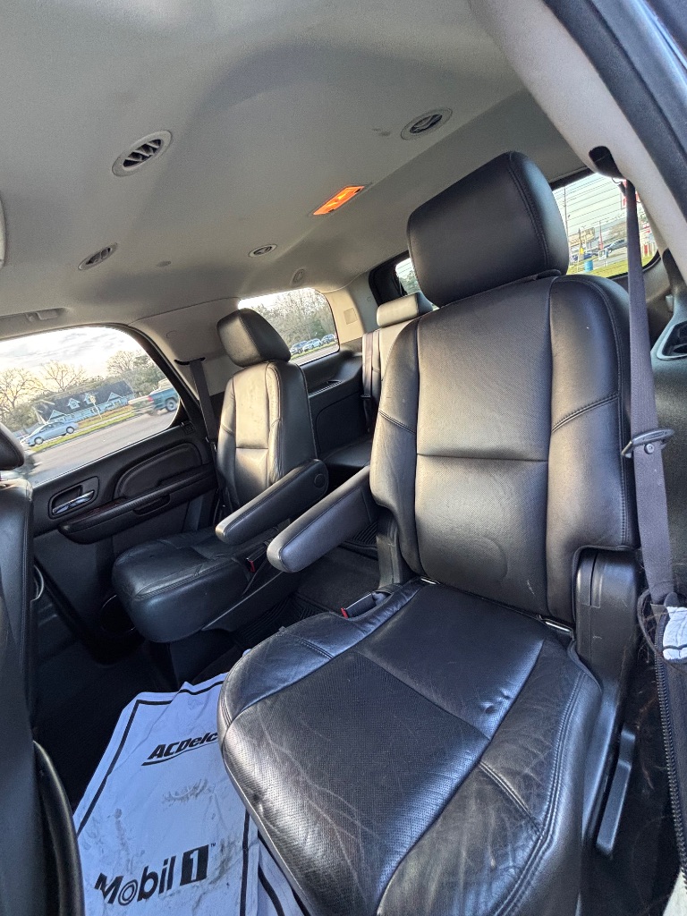 2013 Cadillac Escalade Premium photo