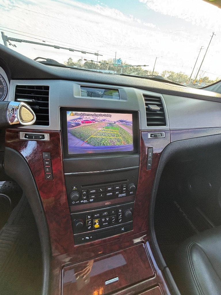 2013 Cadillac Escalade Premium photo