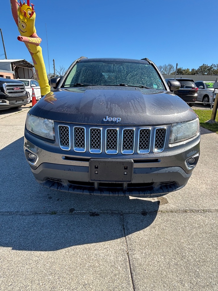 2016 Jeep Compass Latitude photo