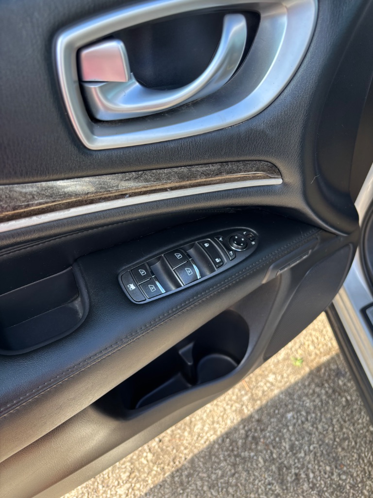 2013 Infiniti JX35 photo