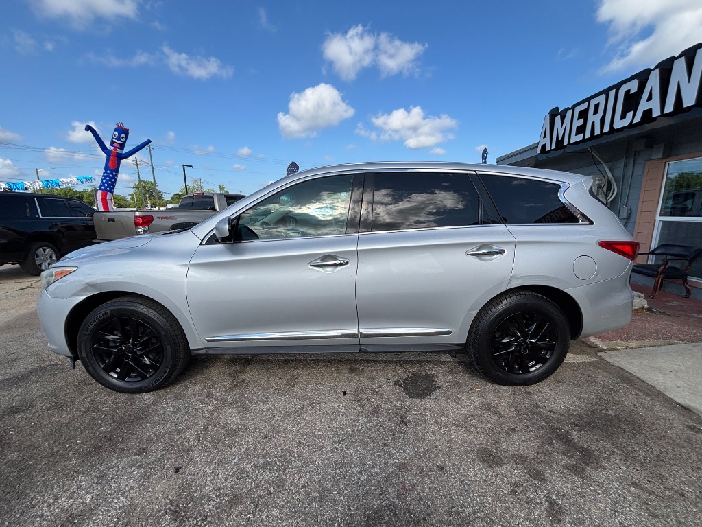 2013 Infiniti JX35 photo