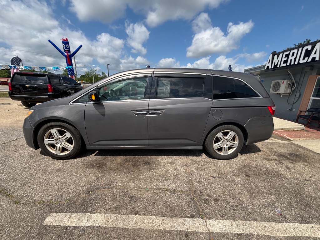 2012 Honda Odyssey Touring photo
