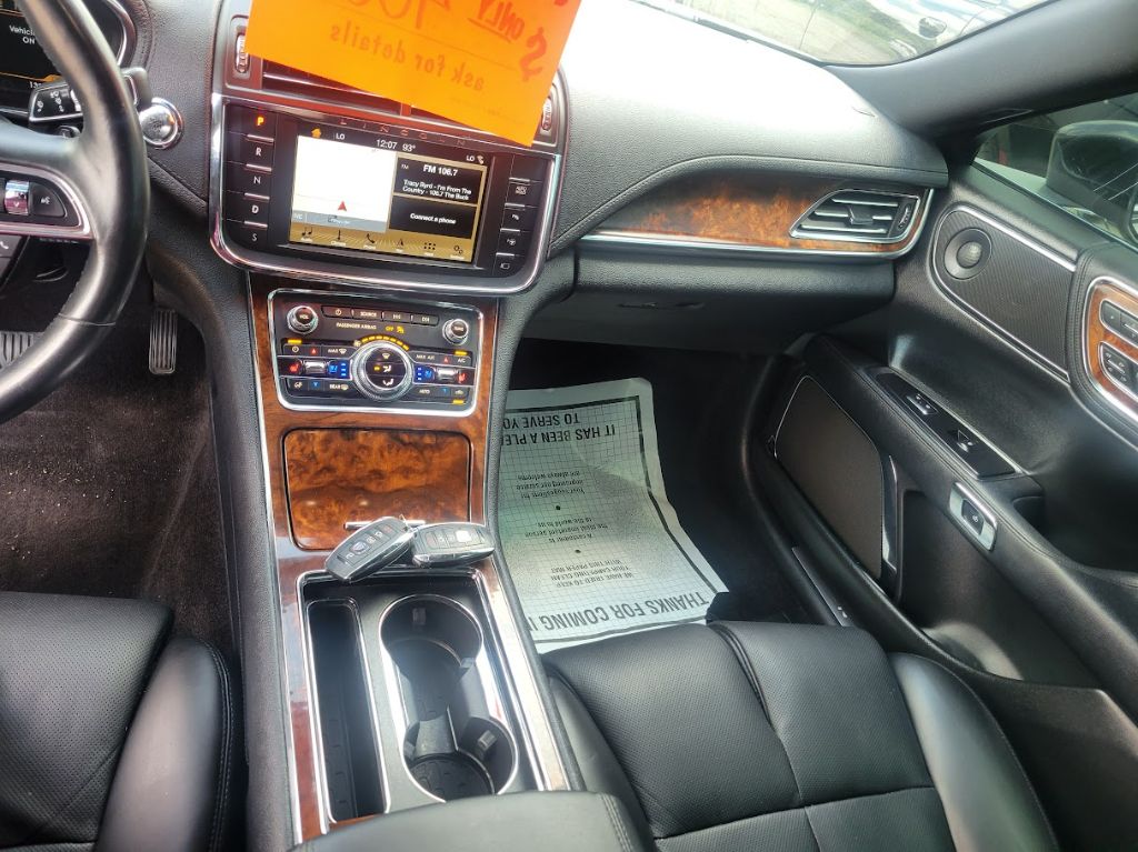 2017 Lincoln Continental
