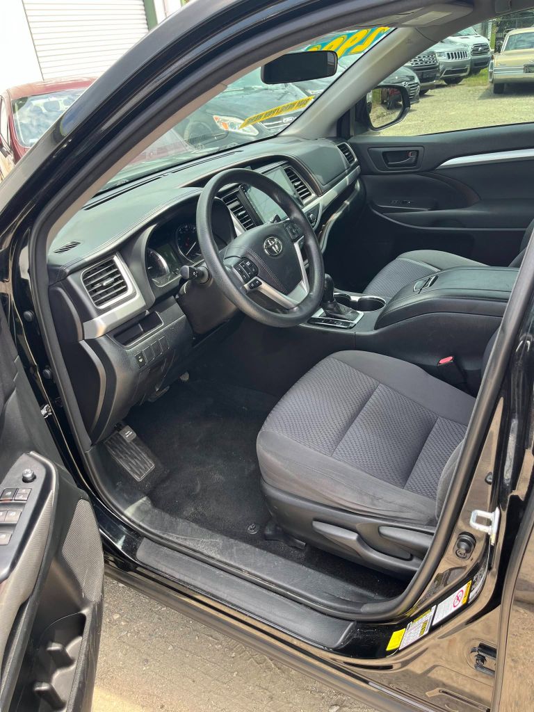 2016 Toyota Highlander