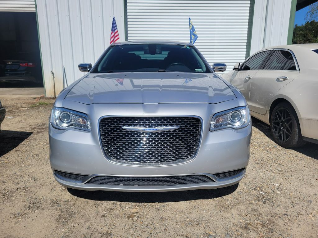 2020 Chrysler 300