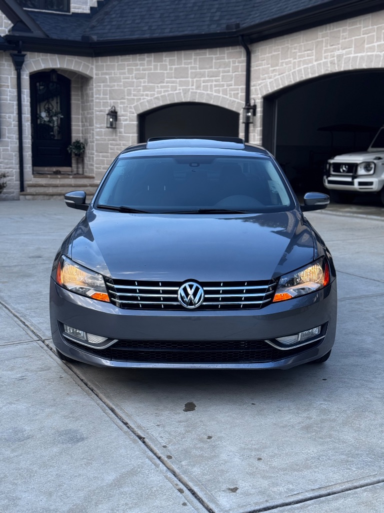 2015 Volkswagen Passat - $6,000