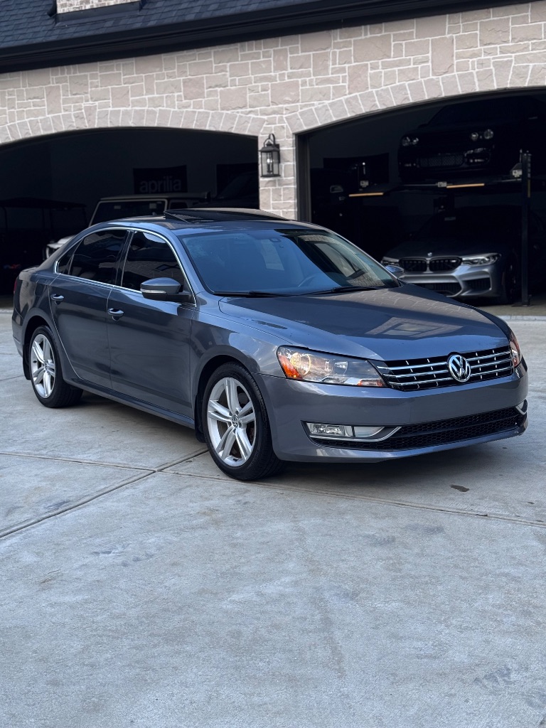 2015 Volkswagen Passat - $6,000