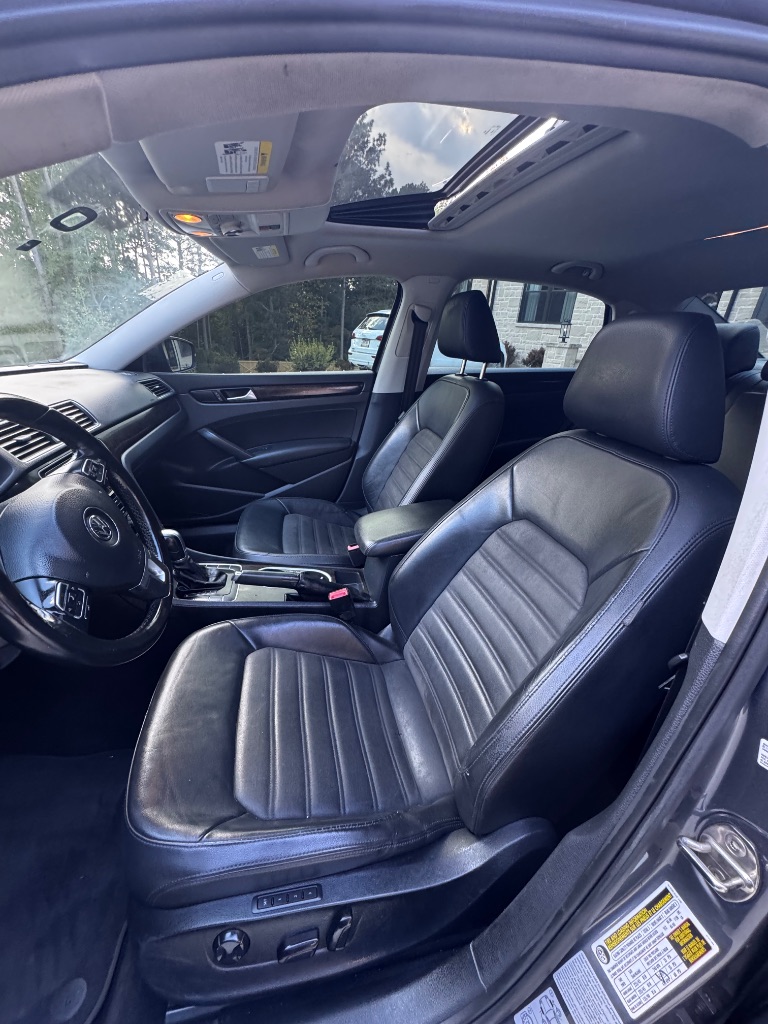 2015 Volkswagen Passat - $6,000