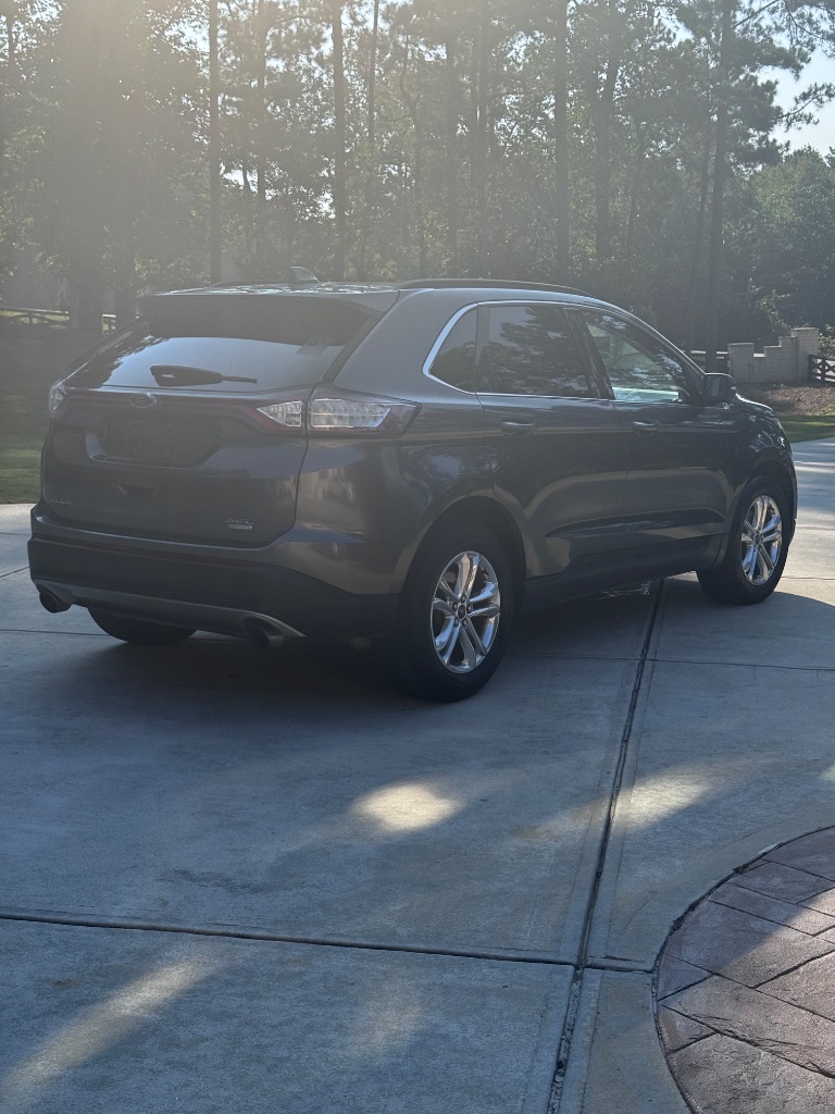 2015 Ford Edge - $8,500
