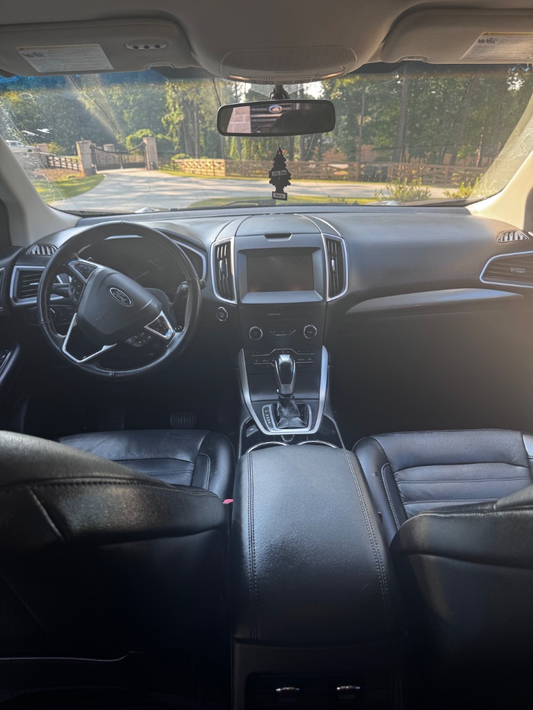 2015 Ford Edge - $8,500