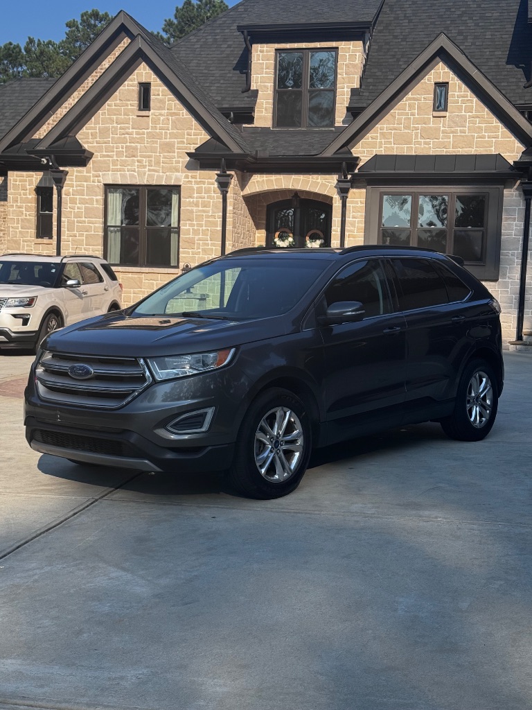 2015 Ford Edge - $8,500