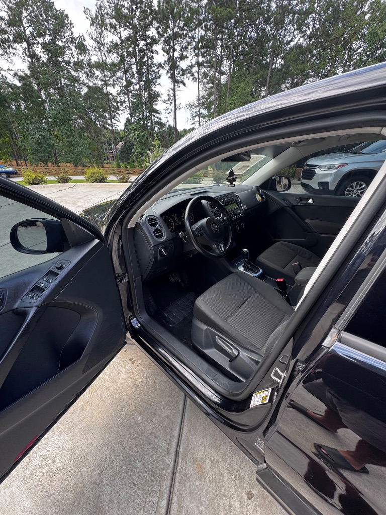 2014 Volkswagen Tiguan - $5,500