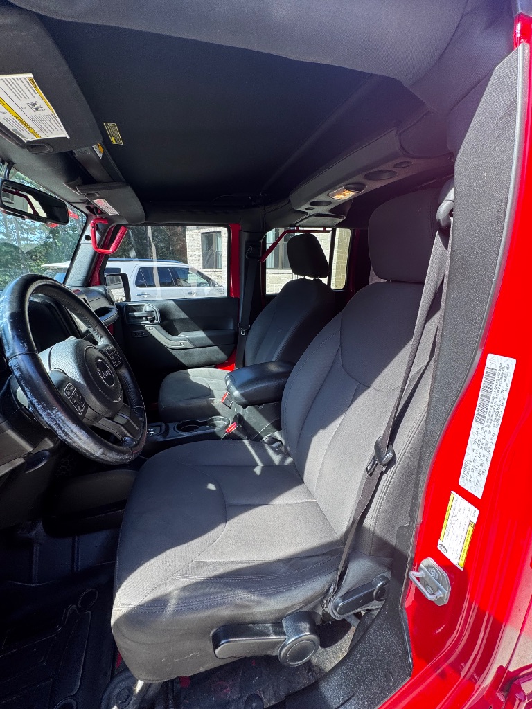 2016 Jeep Wrangler - $14,999