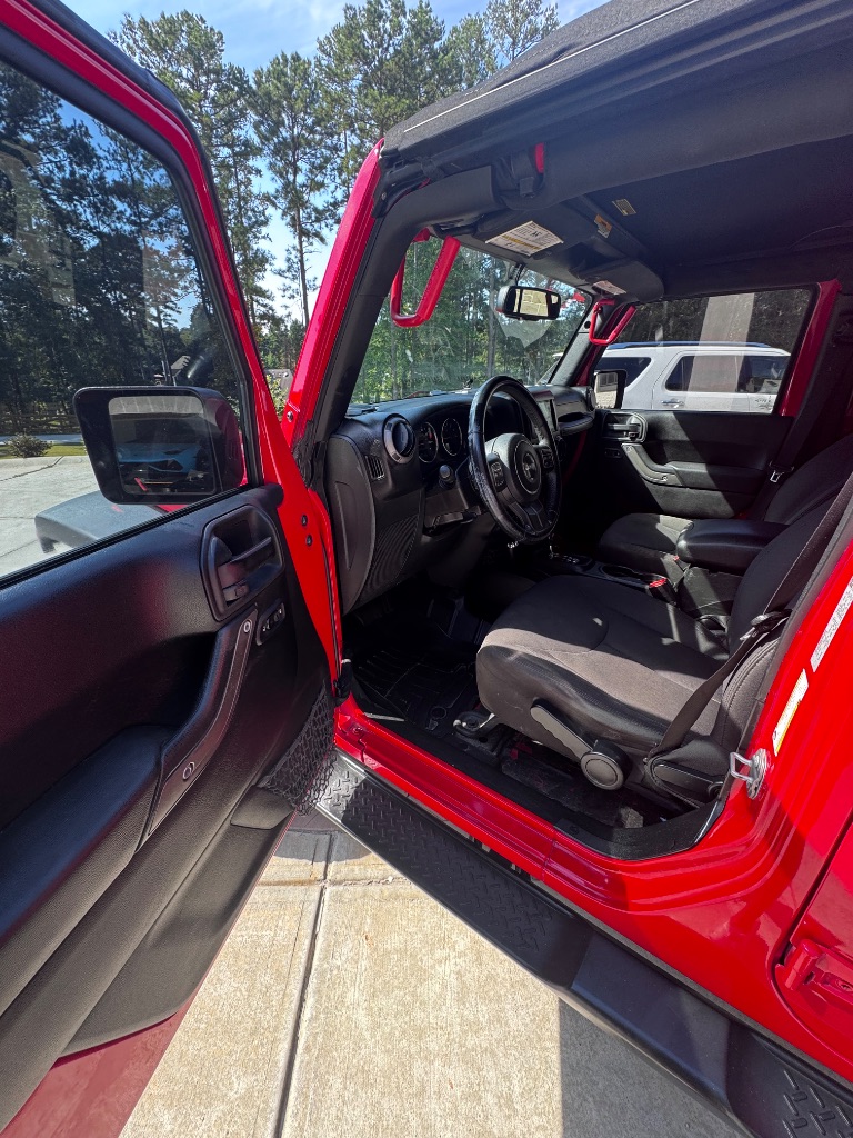 2016 Jeep Wrangler - $14,999