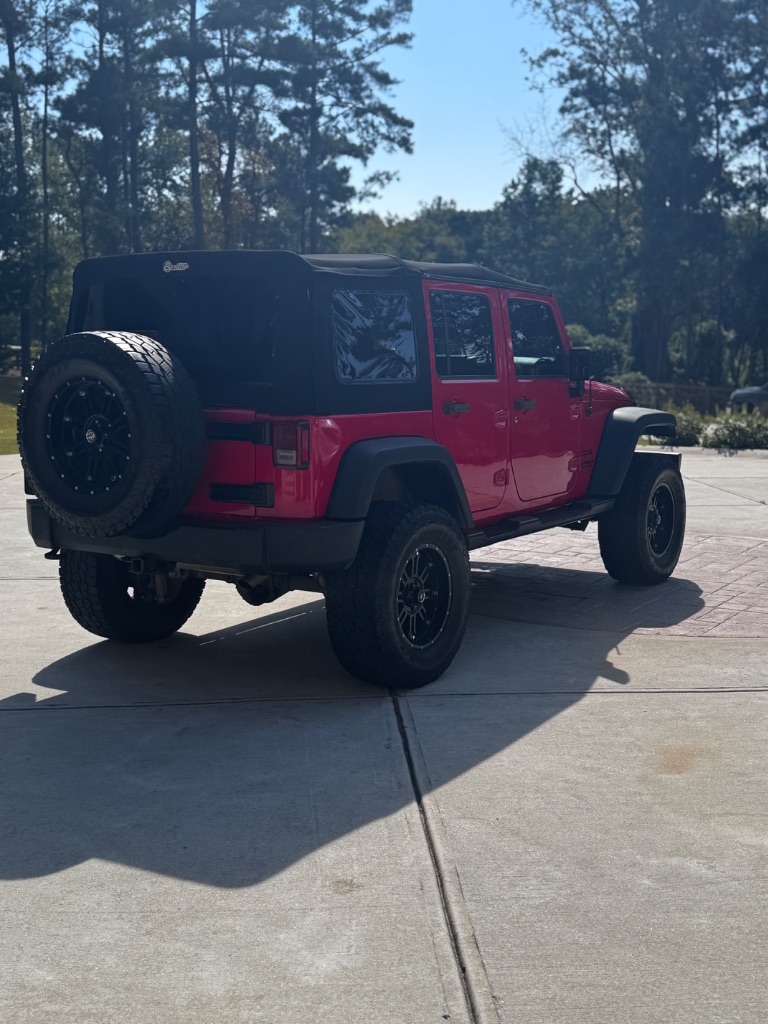 2016 Jeep Wrangler - $14,999
