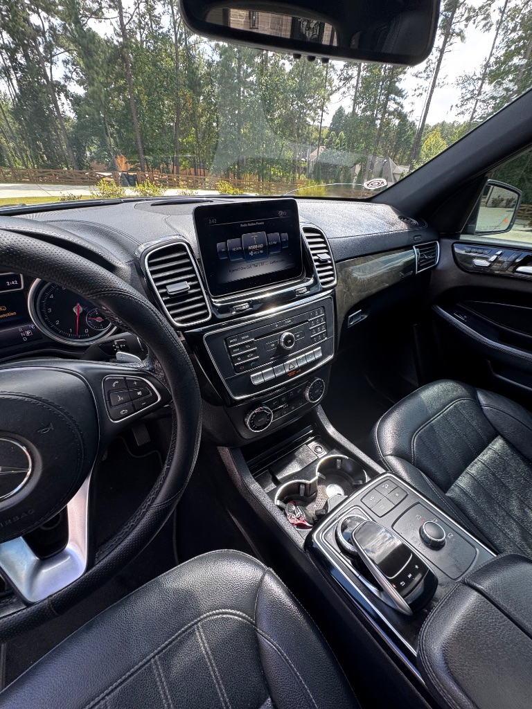 2017 Mercedes-Benz GLS - $12,999