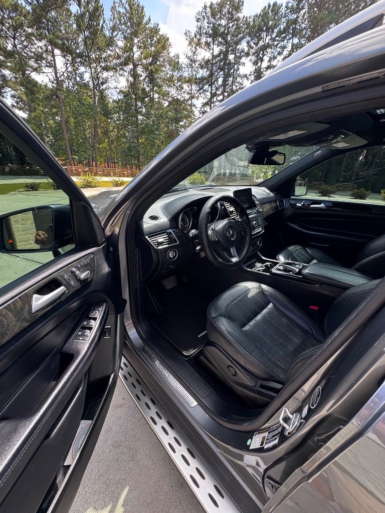 2017 Mercedes-Benz GLS - $12,999