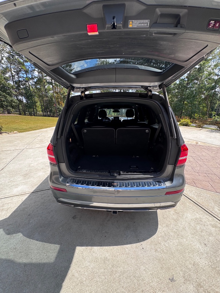 2017 Mercedes-Benz GLS - $12,999