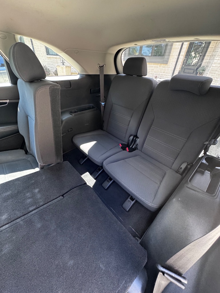 2018 Kia Sorento - $8,900