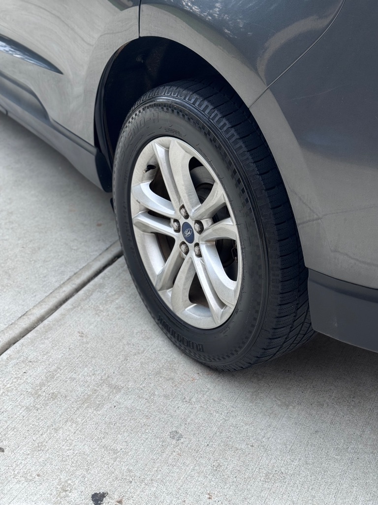 2019 Ford Edge - $11,999